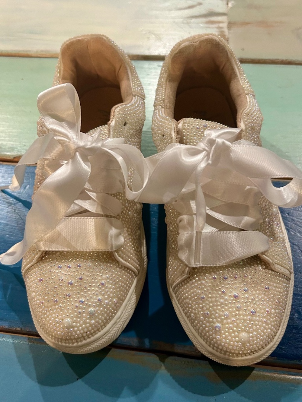 Betsey Johnson Sindy Pearl Rhinestone Sneakers Ivory Girls Size 2